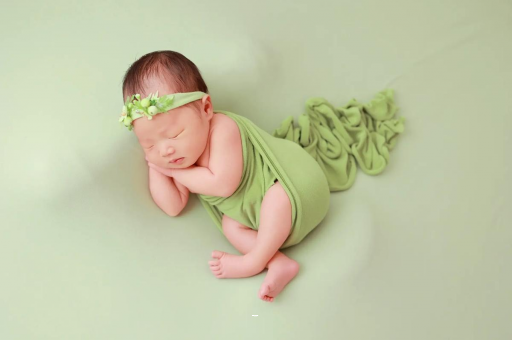 雅安宝宝多大长牙